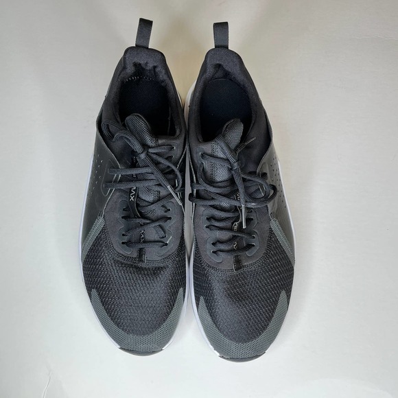 Nike Air Max Bella TR3 Athletic Sneakers New 11 - Picture 2 of 5